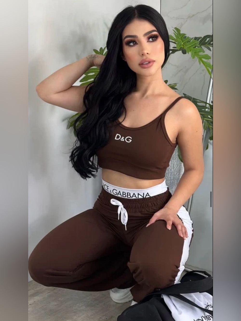 3 piece Set Brown Cropped Tank Top & Brown Joggers & cropped Tshirt size S